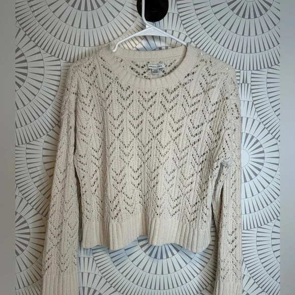 EUC AMERICAN EAGLE WOMENS SWEATER - Picture 1 of 7
